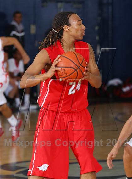 Thumbnail 3 in Burroughs vs. Hollywood (Bell-Jeff Holiday Classic) photogallery.