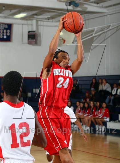 Thumbnail 2 in Burroughs vs. Hollywood (Bell-Jeff Holiday Classic) photogallery.