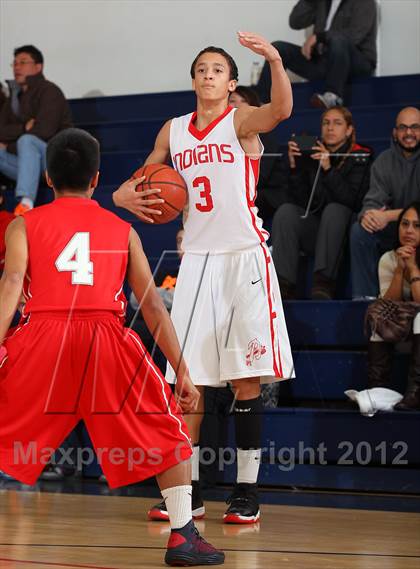 Thumbnail 1 in Burroughs vs. Hollywood (Bell-Jeff Holiday Classic) photogallery.