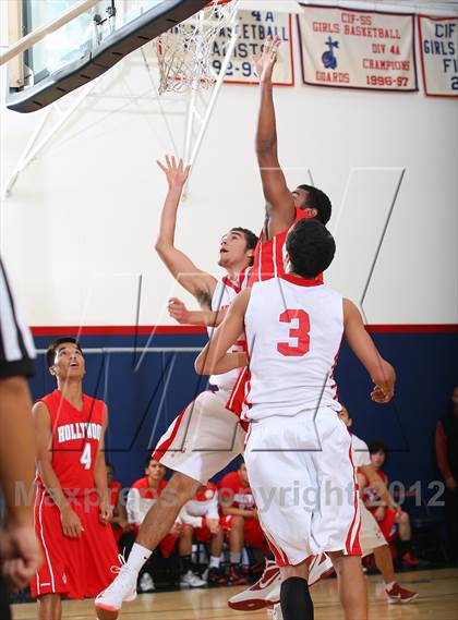 Thumbnail 1 in Burroughs vs. Hollywood (Bell-Jeff Holiday Classic) photogallery.