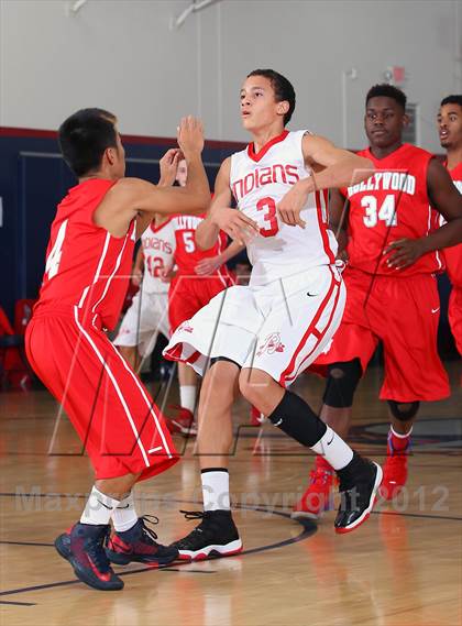 Thumbnail 1 in Burroughs vs. Hollywood (Bell-Jeff Holiday Classic) photogallery.