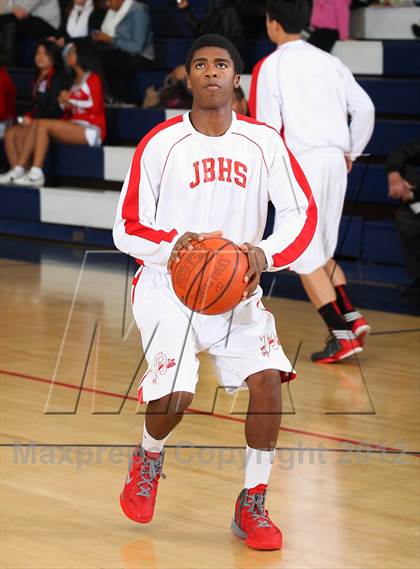 Thumbnail 1 in Burroughs vs. Hollywood (Bell-Jeff Holiday Classic) photogallery.