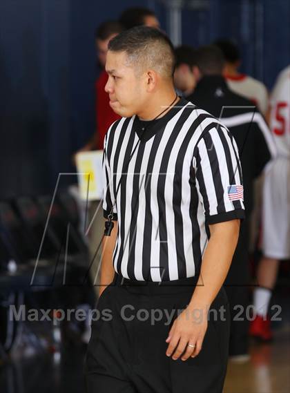 Thumbnail 3 in Burroughs vs. Hollywood (Bell-Jeff Holiday Classic) photogallery.