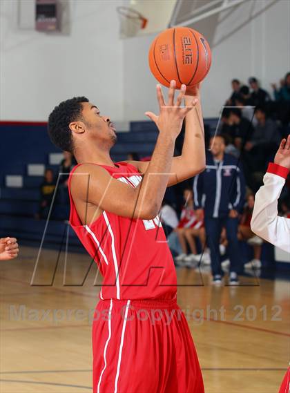 Thumbnail 2 in Burroughs vs. Hollywood (Bell-Jeff Holiday Classic) photogallery.