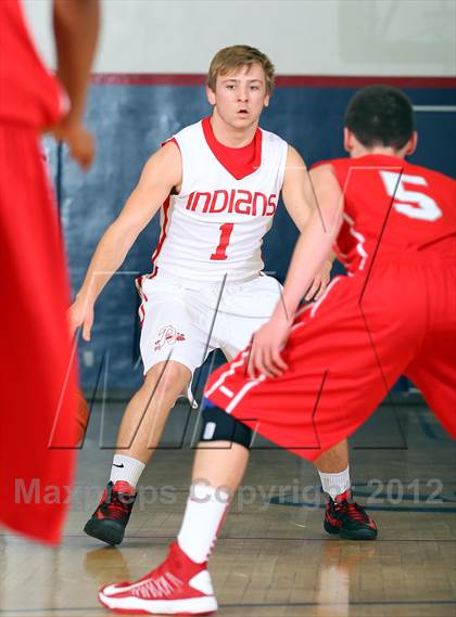 Thumbnail 3 in Burroughs vs. Hollywood (Bell-Jeff Holiday Classic) photogallery.
