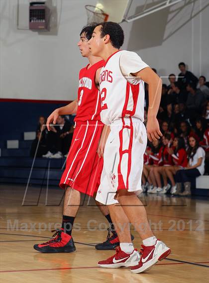 Thumbnail 1 in Burroughs vs. Hollywood (Bell-Jeff Holiday Classic) photogallery.