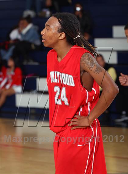 Thumbnail 1 in Burroughs vs. Hollywood (Bell-Jeff Holiday Classic) photogallery.