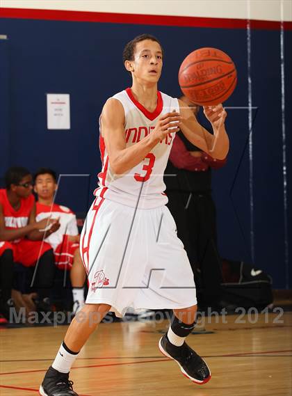 Thumbnail 1 in Burroughs vs. Hollywood (Bell-Jeff Holiday Classic) photogallery.