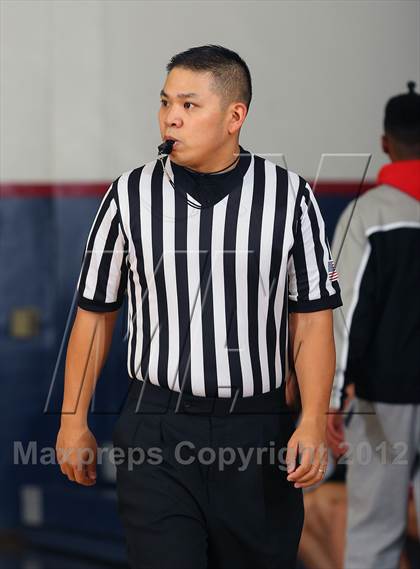 Thumbnail 2 in Burroughs vs. Hollywood (Bell-Jeff Holiday Classic) photogallery.