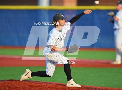 Thumbnail 1 in Clear Falls vs. Deer Park (UIL Baseball 6A Region 3 Area) photogallery.