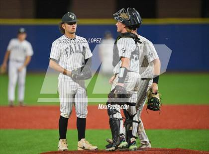 Thumbnail 1 in Clear Falls vs. Deer Park (UIL Baseball 6A Region 3 Area) photogallery.
