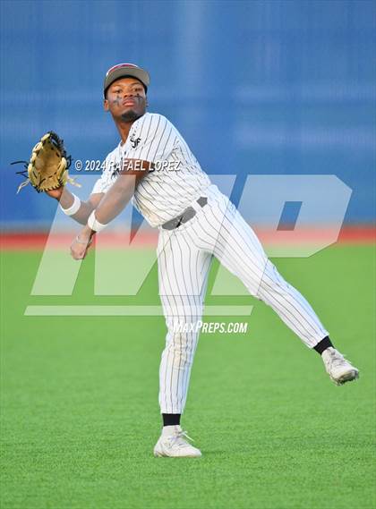 Thumbnail 3 in Clear Falls vs. Deer Park (UIL Baseball 6A Region 3 Area) photogallery.