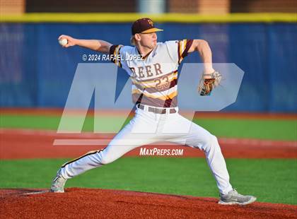 Thumbnail 2 in Clear Falls vs. Deer Park (UIL Baseball 6A Region 3 Area) photogallery.