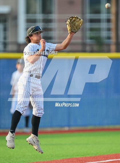 Thumbnail 1 in Clear Falls vs. Deer Park (UIL Baseball 6A Region 3 Area) photogallery.