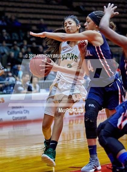 Thumbnail 2 in Sierra Pacific vs. San Joaquin Memorial (CIF CS D4 Final) photogallery.
