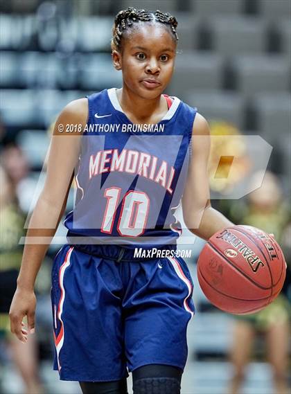 Thumbnail 3 in Sierra Pacific vs. San Joaquin Memorial (CIF CS D4 Final) photogallery.