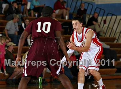 Thumbnail 2 in Halls vs Alcoa (Kroger Thanksgiving Classic) photogallery.