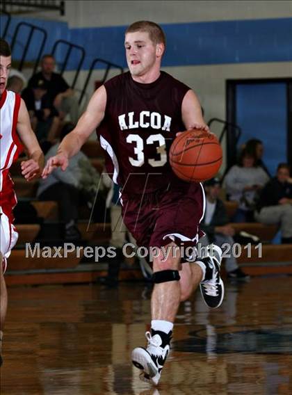 Thumbnail 2 in Halls vs Alcoa (Kroger Thanksgiving Classic) photogallery.
