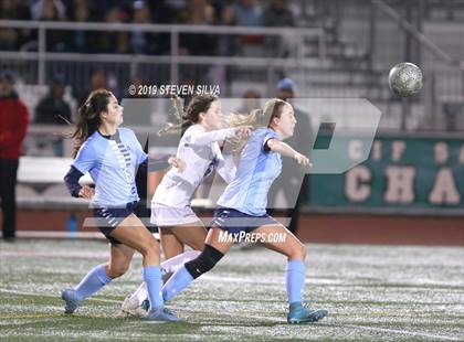 Thumbnail 1 in Academy of Our Lady of Peace vs. Carlsbad (CIF SDS Open Division Final) photogallery.