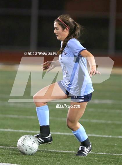 Thumbnail 1 in Academy of Our Lady of Peace vs. Carlsbad (CIF SDS Open Division Final) photogallery.