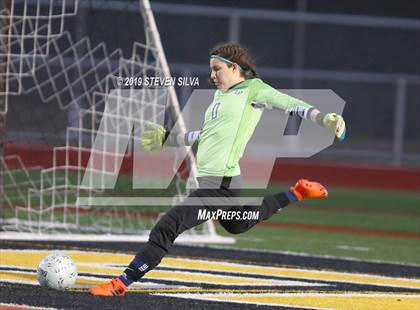 Thumbnail 1 in Academy of Our Lady of Peace vs. Carlsbad (CIF SDS Open Division Final) photogallery.