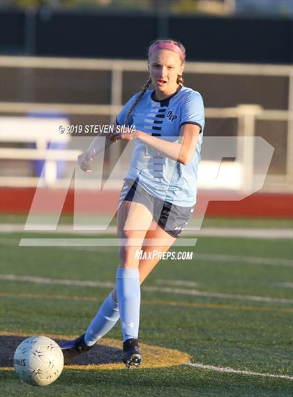 Thumbnail 2 in Academy of Our Lady of Peace vs. Carlsbad (CIF SDS Open Division Final) photogallery.
