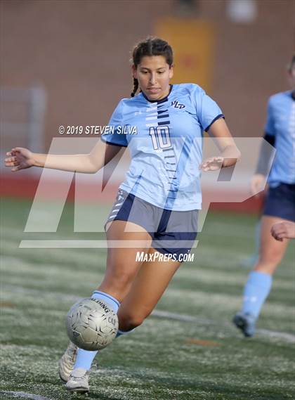 Thumbnail 3 in Academy of Our Lady of Peace vs. Carlsbad (CIF SDS Open Division Final) photogallery.