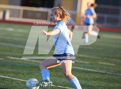 Thumbnail 3 in Academy of Our Lady of Peace vs. Carlsbad (CIF SDS Open Division Final) photogallery.
