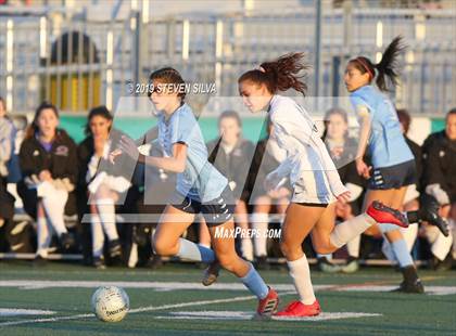 Thumbnail 2 in Academy of Our Lady of Peace vs. Carlsbad (CIF SDS Open Division Final) photogallery.