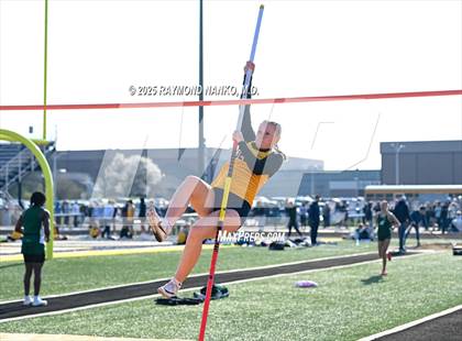 Thumbnail 1 in Pendleton Heights at Delta (Pole Vault) photogallery.