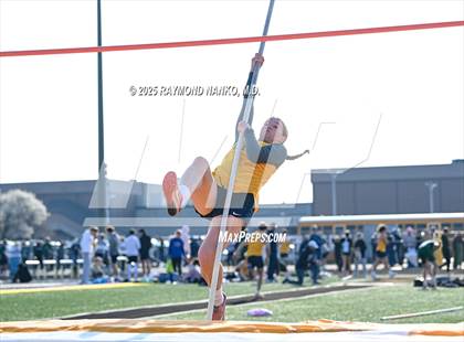 Thumbnail 3 in Pendleton Heights at Delta (Pole Vault) photogallery.