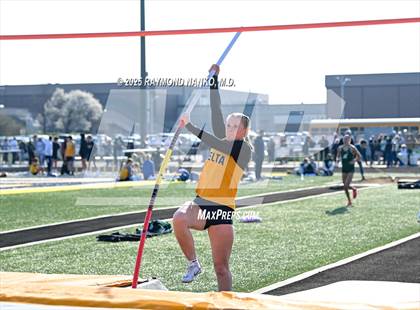 Thumbnail 1 in Pendleton Heights at Delta (Pole Vault) photogallery.