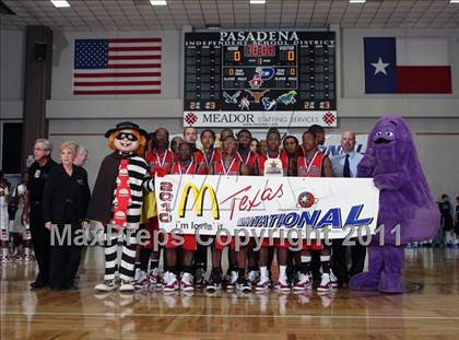 Thumbnail 2 in Manvel vs Mansfield Summit (McDonald's Texas Invitational) photogallery.