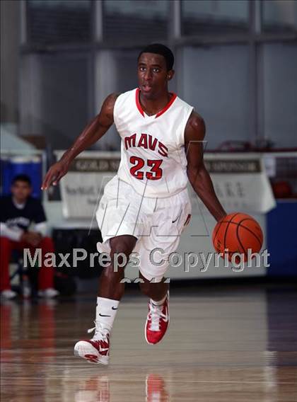 Thumbnail 3 in Manvel vs Mansfield Summit (McDonald's Texas Invitational) photogallery.