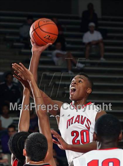 Thumbnail 2 in Manvel vs Mansfield Summit (McDonald's Texas Invitational) photogallery.