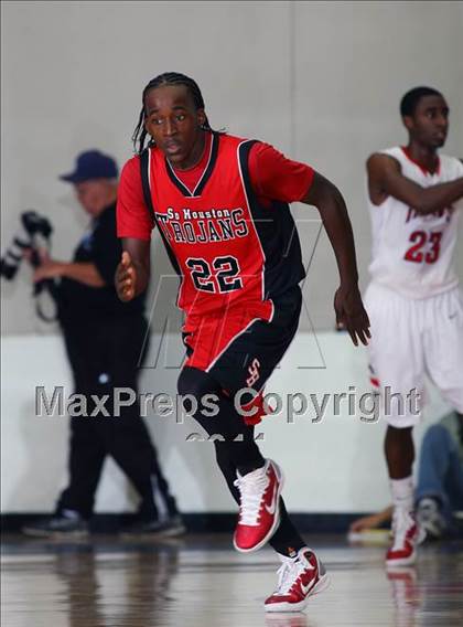 Thumbnail 3 in Manvel vs Mansfield Summit (McDonald's Texas Invitational) photogallery.