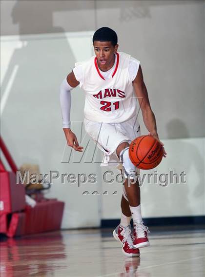 Thumbnail 2 in Manvel vs Mansfield Summit (McDonald's Texas Invitational) photogallery.