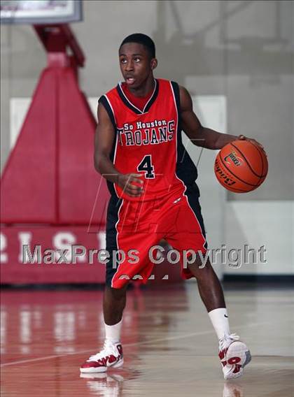 Thumbnail 1 in Manvel vs Mansfield Summit (McDonald's Texas Invitational) photogallery.