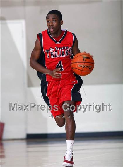 Thumbnail 2 in Manvel vs Mansfield Summit (McDonald's Texas Invitational) photogallery.
