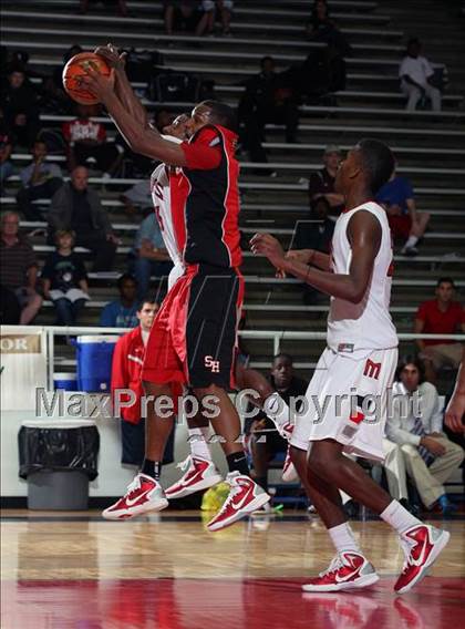 Thumbnail 1 in Manvel vs Mansfield Summit (McDonald's Texas Invitational) photogallery.