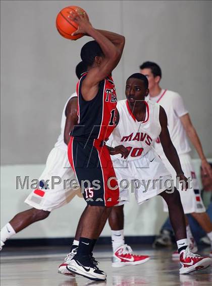 Thumbnail 3 in Manvel vs Mansfield Summit (McDonald's Texas Invitational) photogallery.