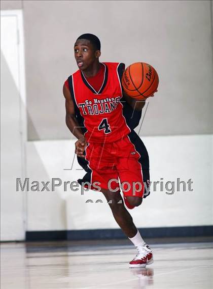 Thumbnail 1 in Manvel vs Mansfield Summit (McDonald's Texas Invitational) photogallery.