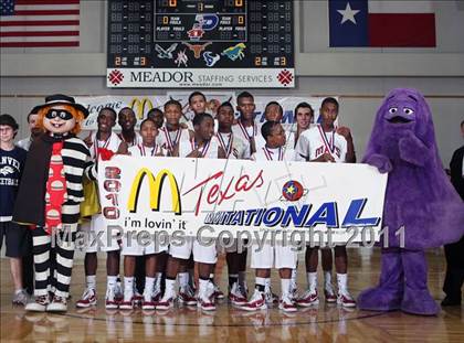 Thumbnail 3 in Manvel vs Mansfield Summit (McDonald's Texas Invitational) photogallery.