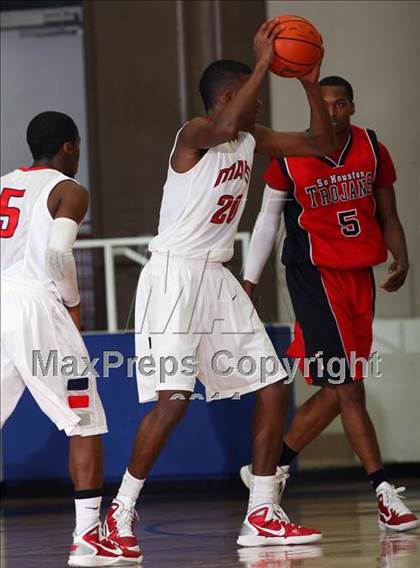 Thumbnail 1 in Manvel vs Mansfield Summit (McDonald's Texas Invitational) photogallery.