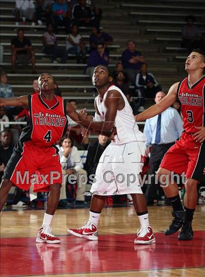 Thumbnail 2 in Manvel vs Mansfield Summit (McDonald's Texas Invitational) photogallery.