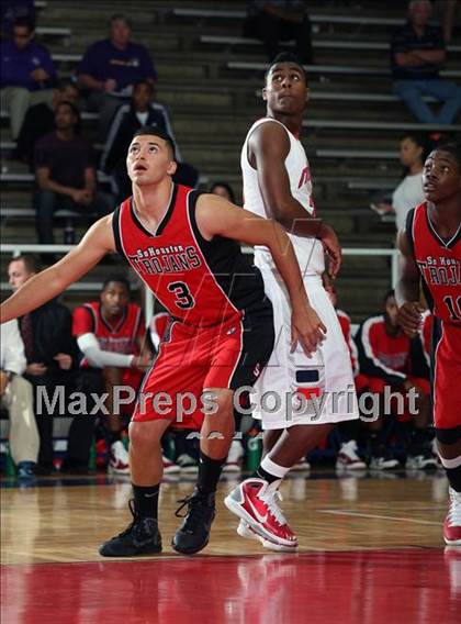 Thumbnail 1 in Manvel vs Mansfield Summit (McDonald's Texas Invitational) photogallery.