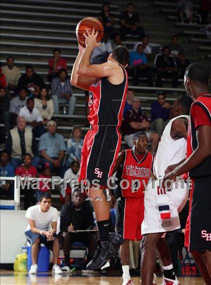 Thumbnail 3 in Manvel vs Mansfield Summit (McDonald's Texas Invitational) photogallery.