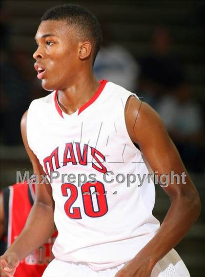 Thumbnail 3 in Manvel vs Mansfield Summit (McDonald's Texas Invitational) photogallery.