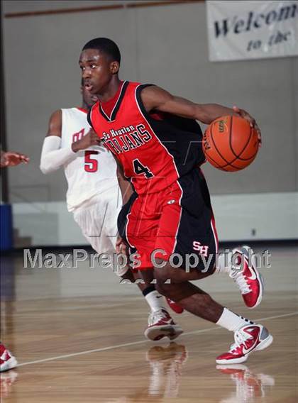 Thumbnail 2 in Manvel vs Mansfield Summit (McDonald's Texas Invitational) photogallery.