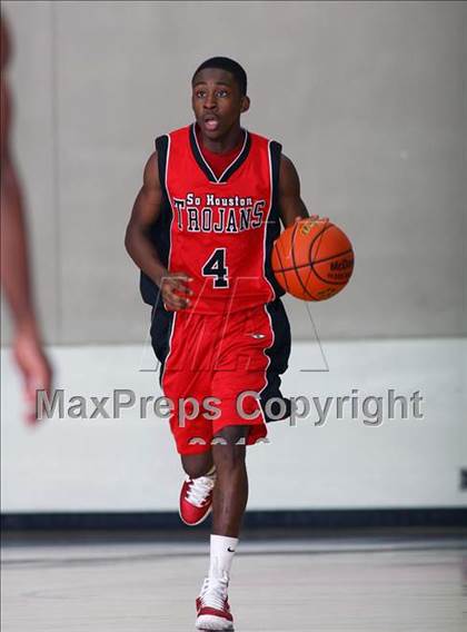 Thumbnail 1 in Manvel vs Mansfield Summit (McDonald's Texas Invitational) photogallery.